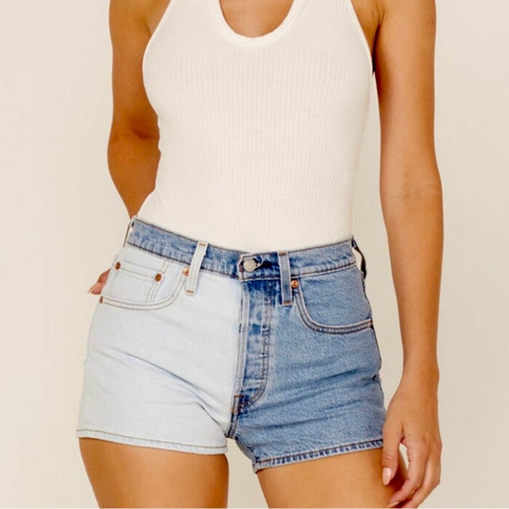 LEVI’S two tone “Of Two Minds” denim jeans shorts, 33